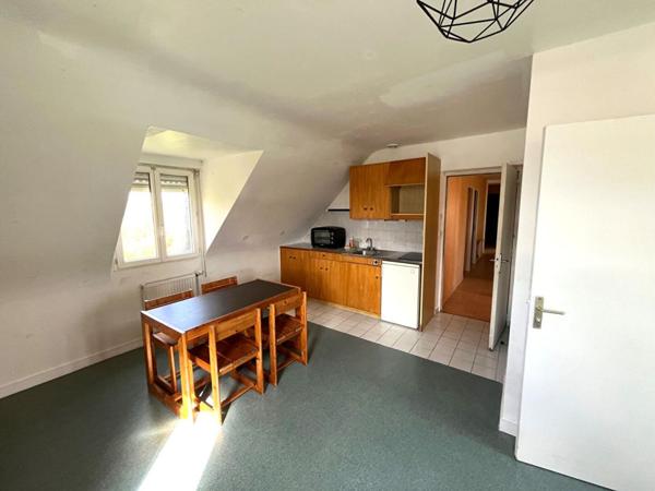 Maison + Hangar Saint Jouan Des Guerets 8 pièce(s) 193 m2 terrain 8725 M²