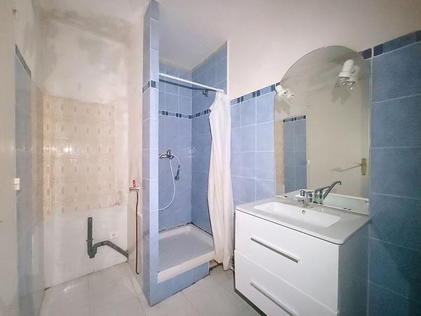 Appartement T3 - 2 chambres - 68m² - VUE MER - A RENOVER - Résidence Parc Dessuard - Saint-Barnabé (13012)