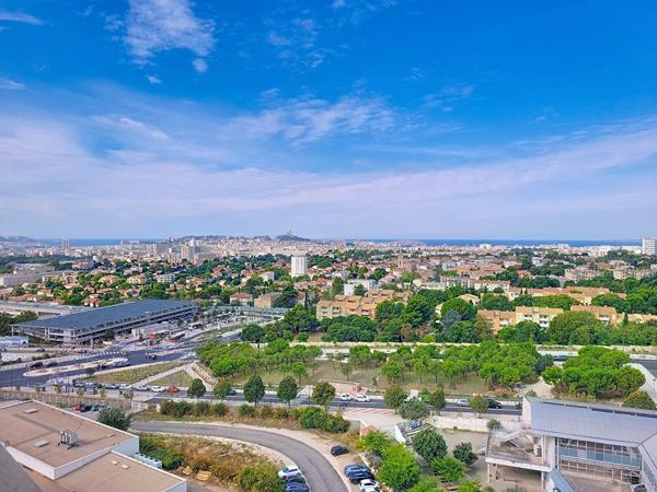 Appartement T3 - 2 chambres - 68m² - VUE MER - A RENOVER - Résidence Parc Dessuard - Saint-Barnabé (13012)