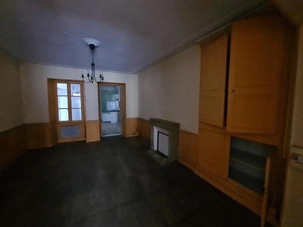 Immeuble centre ville à réhabiliter, emplacement de choix