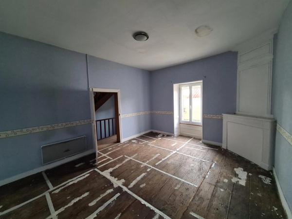 Immeuble centre ville à réhabiliter, emplacement de choix