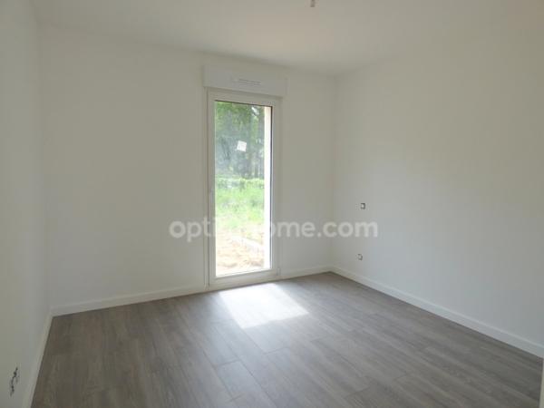 Maison à louer 5 pièces BAINS SUR OUST (35)