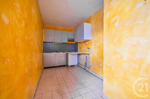 Appartement F2 à vendre  2 pièces - 55,51 m2 PARIS - 75020