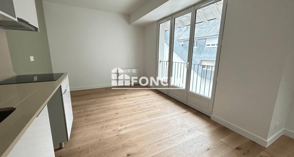 Location Appartement 2 pièces 39.85 m² - Vannes 56000