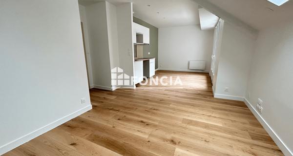 Location Appartement 2 pièces 39.85 m² - Vannes 56000