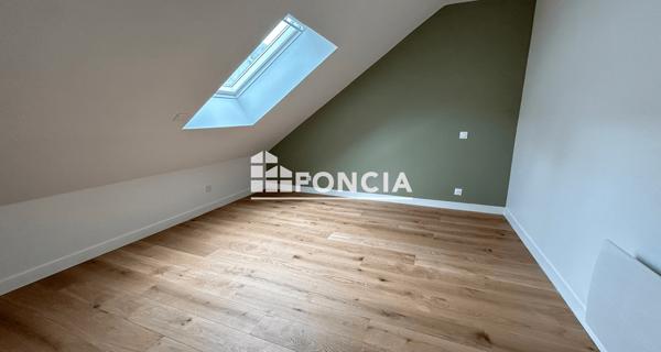 Location Appartement 2 pièces 39.85 m² - Vannes 56000