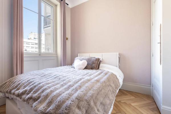 lyon 6  - BD DES BELGES