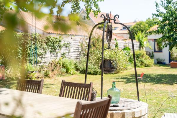 Maison avec beau potentiel à La Genette