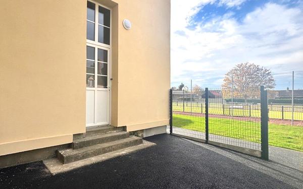 Appartement à louer    3 pièces • 76 m2 Hauterive