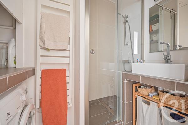 Appartement F3 à vendre  3 pièces - 69,10 m2 PARIS - 75018