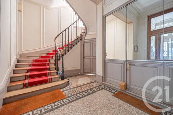 Appartement F3 à vendre  3 pièces - 69,10 m2 PARIS - 75018