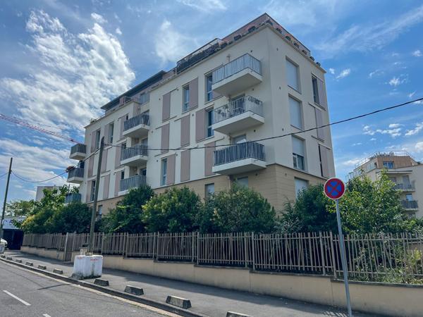 Appartement Epinay Sur Seine 4 pièce(s) 74.90 m2