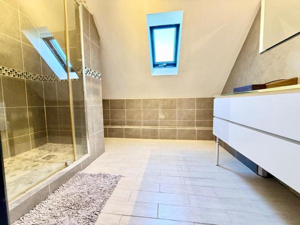 Maison à LA GRANDE-PAROISSE, 77130 - 6 pièces 110m²