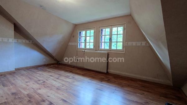 Maison Familiale de 150 m² 6 pièces avec Jardin et Sous-sol Complet - Proche de Rouen en Seine-Maritime et des Grands Axes Routiers