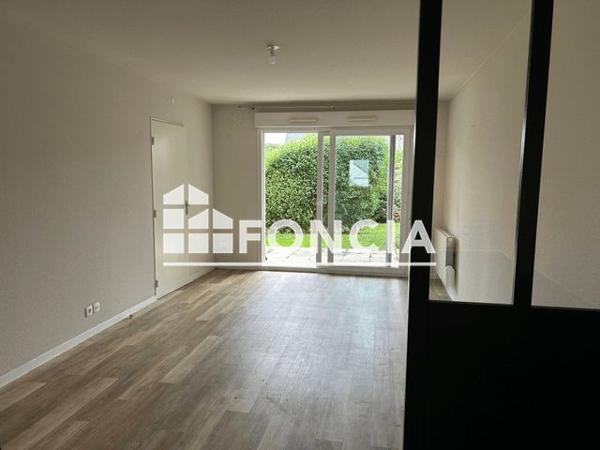 Location Appartement 2 pièces 43 m² - Brech 56400
