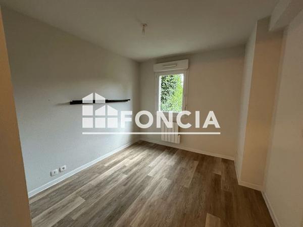 Location Appartement 2 pièces 43 m² - Brech 56400