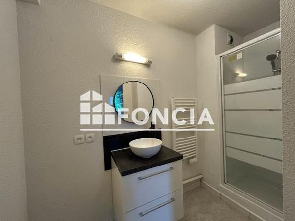 Location Appartement 2 pièces 43 m² - Brech 56400