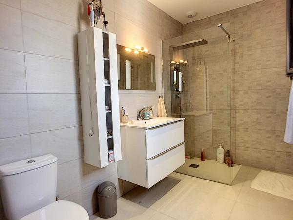 Vente Villa 12 pièces 273 m2 à Villeneuve-de-la-Raho