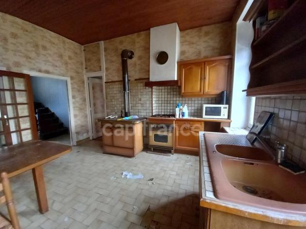 PREMERY 58700 Maison centre ville avec toutes commodités
