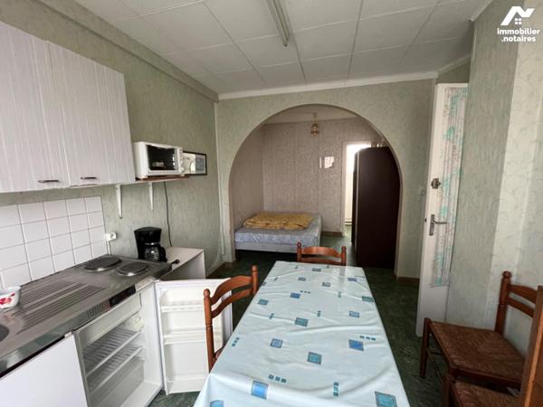 BRAY-DUNES SECTEUR PLAGE,
Situé à 100 mètres de la plage, immeuble de rapport en copropriété o...