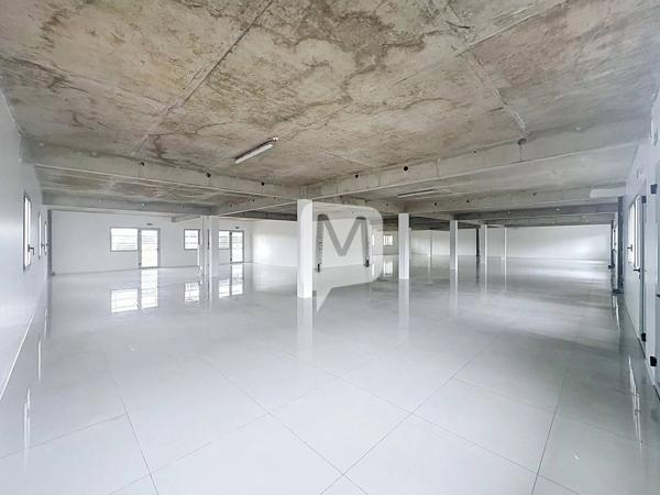 Dpt (Guyane) , à louer MATOURY local de 95 m² situé au 1er étage