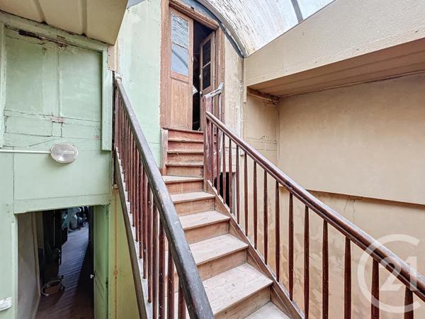 Immeuble à vendre  210 m2 GUINGAMP - 22