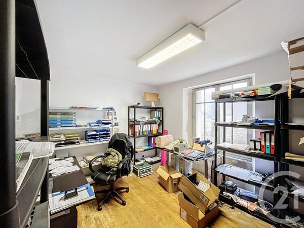 Immeuble à vendre  210 m2 GUINGAMP - 22