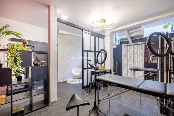 Vente Local commercial 2 pièces 68 m2 à Lyon 6