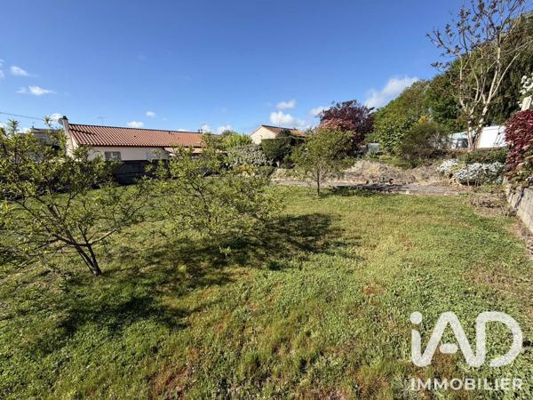 Maison à vendre 5 pièces 117 m² Châtillon-sur-Thouet