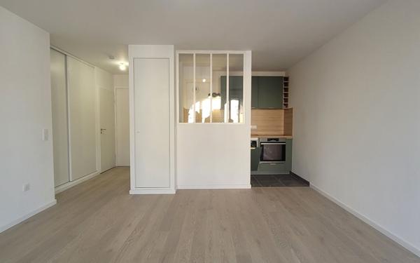 Appartement à louer    2 pièces • 43,40 m2 Le Plessis-Robinson
