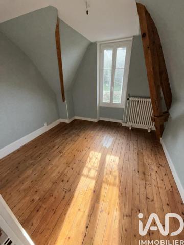 Maison à vendre 5 pièces 98 m² Saint-Amand-Montrond