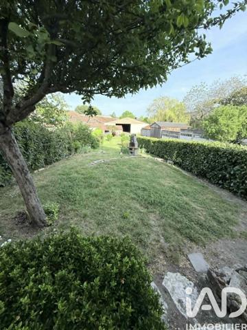Maison à vendre 5 pièces 98 m² Saint-Amand-Montrond