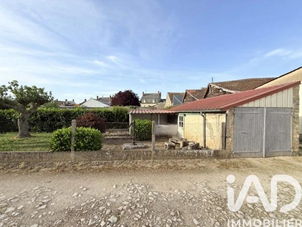 Maison à vendre 5 pièces 98 m² Saint-Amand-Montrond