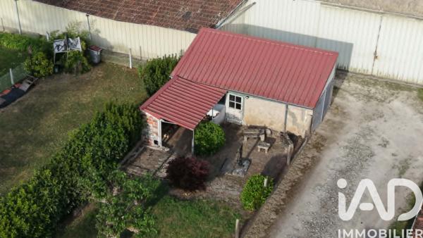 Maison à vendre 5 pièces 98 m² Saint-Amand-Montrond