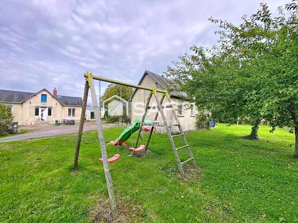 Charmante maison de plain-pied avec 4 chambres, un jardin arboré sans vis-à-vis et dépendances
