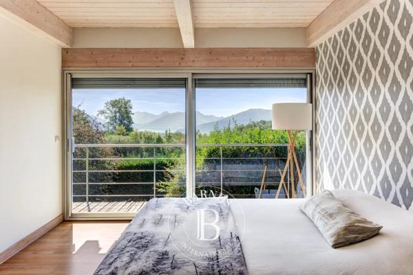 Annecy, Maison 5 Chambres -  340 m² à vendre