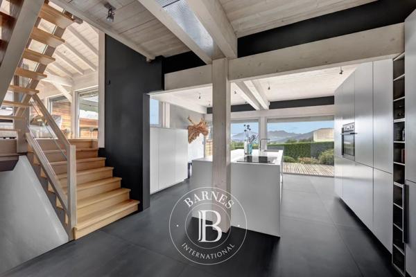 Annecy, Maison 5 Chambres -  340 m² à vendre