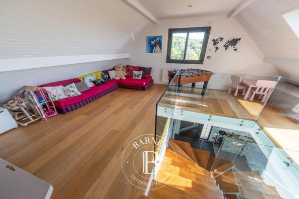 Annecy, Maison 4 Chambres -  174 m² à vendre
