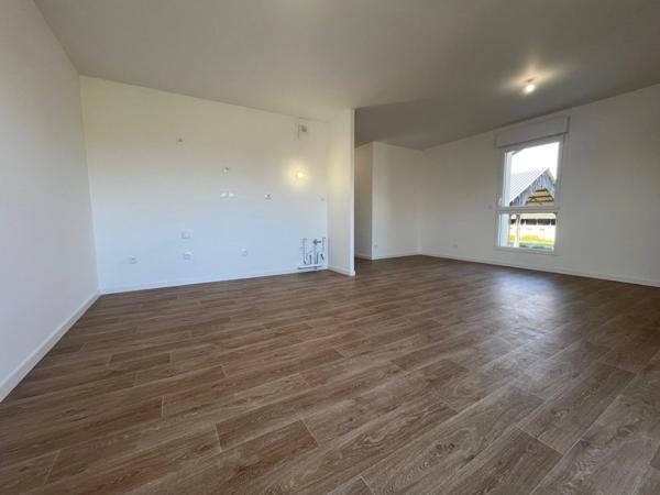 Appartement à vendre 3 pièces CORMELLES LE ROYAL (14)