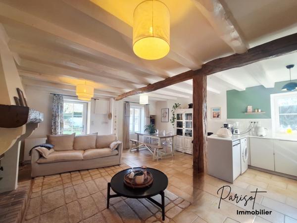 Chauvigny (86300) Maison rénovée avec dépendances – 3 chambres – secteur calme