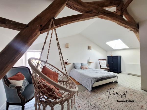 Chauvigny (86300) Maison rénovée avec dépendances – 3 chambres – secteur calme