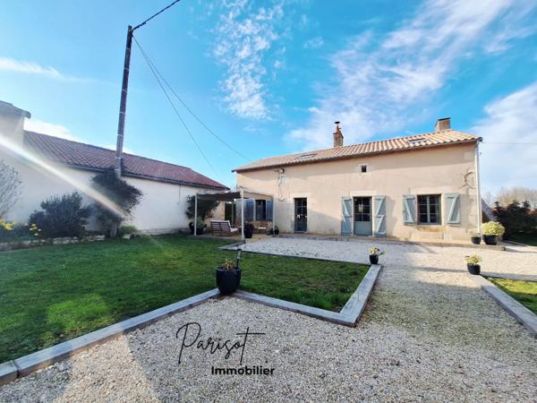 Chauvigny (86300) Maison rénovée avec dépendances – 3 chambres – secteur calme