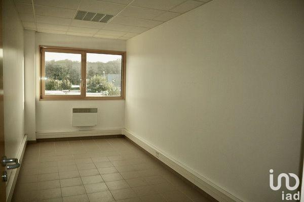 Location local d’activité 140 m² Santeny