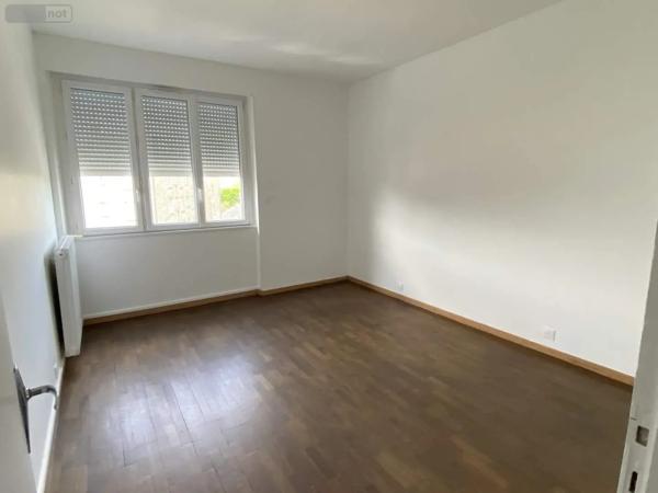 Location - Appartement Fougères 35300 2 pièces 54 m 2