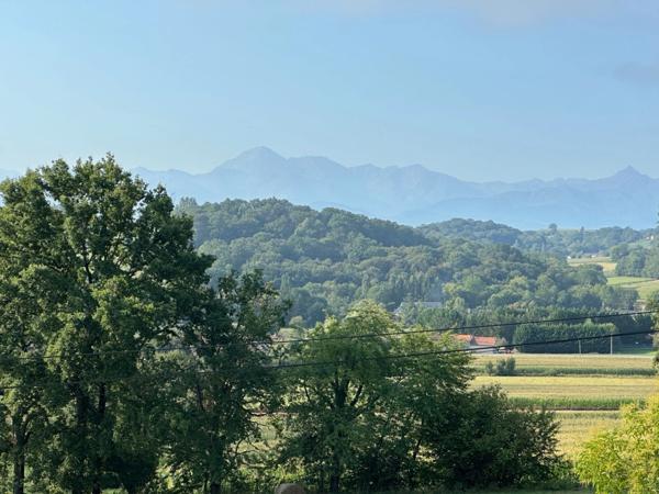 Dpt Hautes Pyrénées (65), à vendre Terrain de 2945 m2 avec CU et viabilisé.