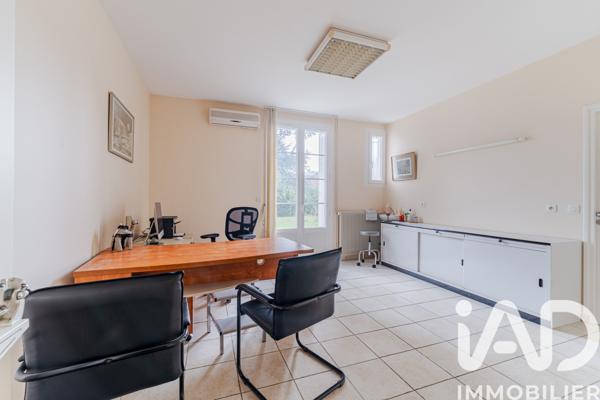 Maison à vendre 7 pièces 197 m² Saint-Pierre-des-Corps