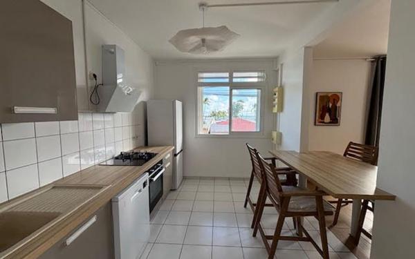 Appartement à louer    3 pièces •  Sainte-Anne