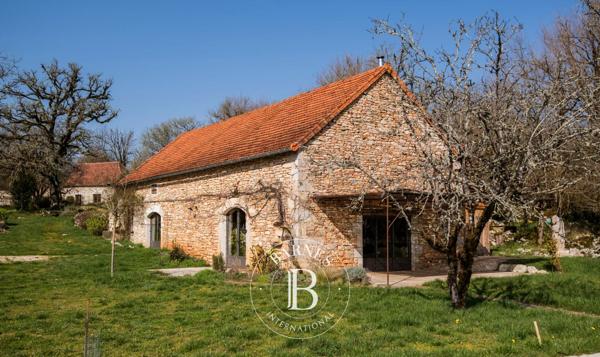 Figeac, Propriété  500 m² à vendre
