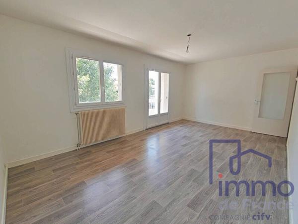 Appartement 5 pièces                                        - 43700 Brives-Charensac Réf : 2896-CIFVFOREZVELAY