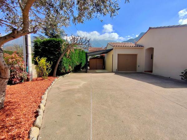 Maison à vendre plain pied avec dépendance VERNET LES BAINS (66)